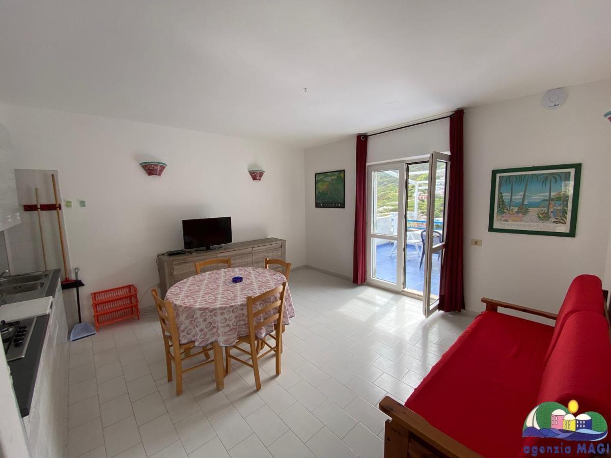 Magi - Appartamenti Maga Circe Ponza Exteriér fotografie